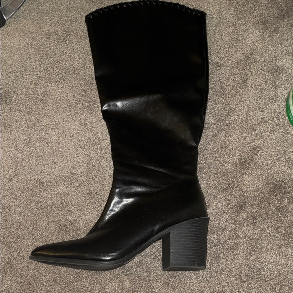 Black Women's Knee-High Wide Calf Boots